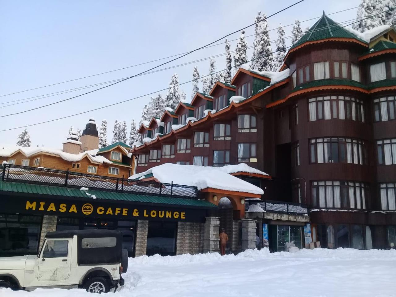 Hotel Hilltop Gulmarg JAMMU AND KASHMIR Екстериор снимка